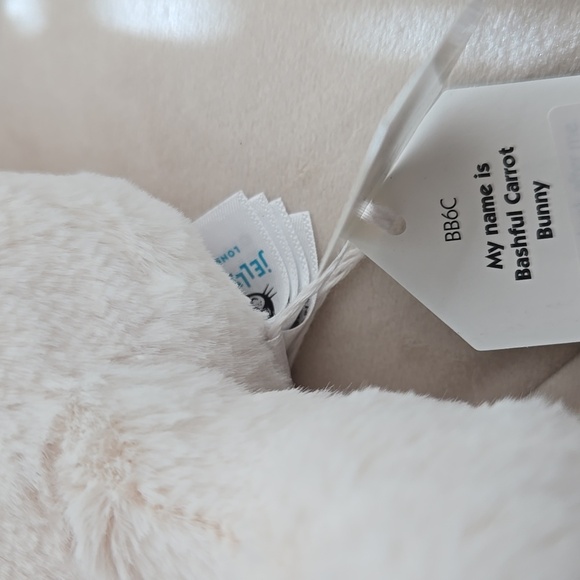 Jellycat White Bunny with Orange Carrot - Picture 6 of 6